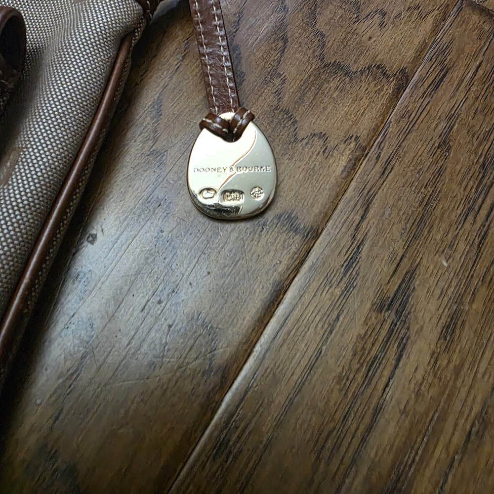 Dooney & Bourke Crossbody Bag Tan/Brown - Picture 7 of 7